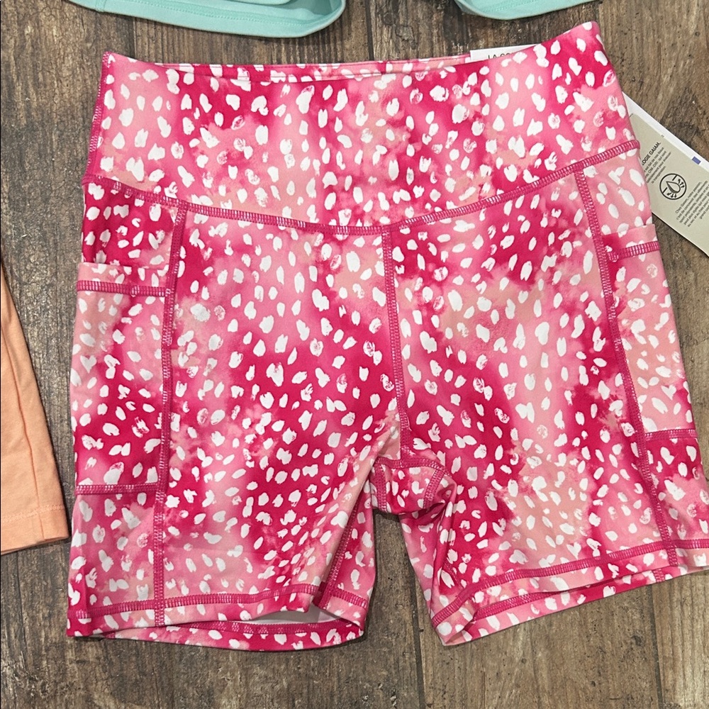Girls Shorts - Picture 3 of 16